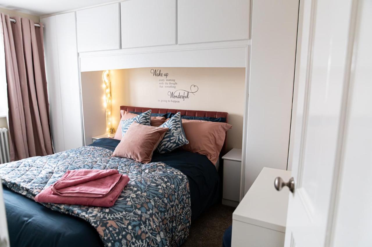 Inviting 3-Bed House In Manchester Exteriör bild