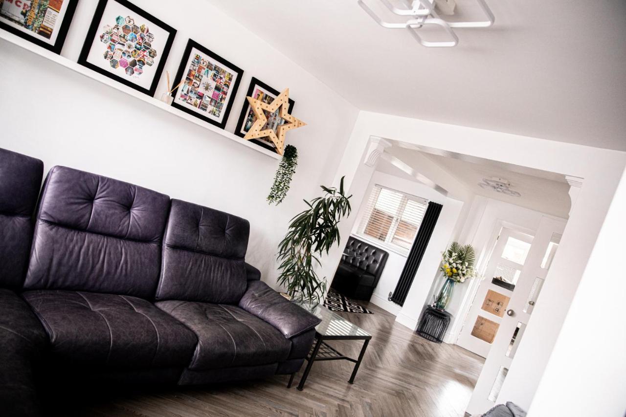 Inviting 3-Bed House In Manchester Exteriör bild